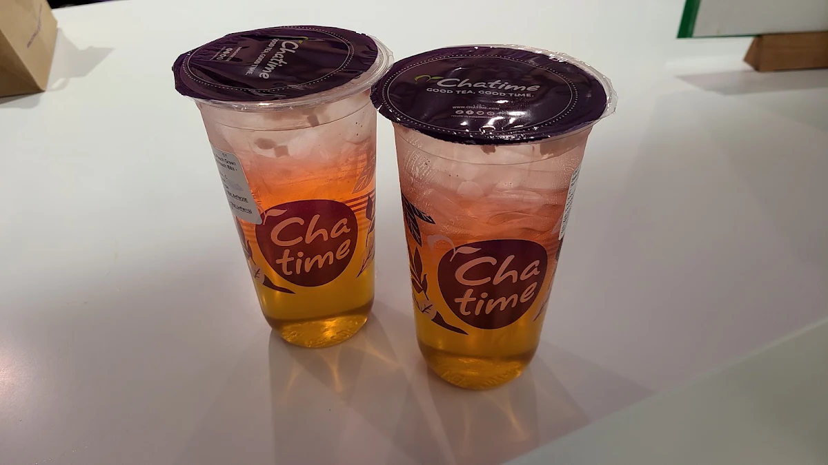 Sakura White Peach Green Tea