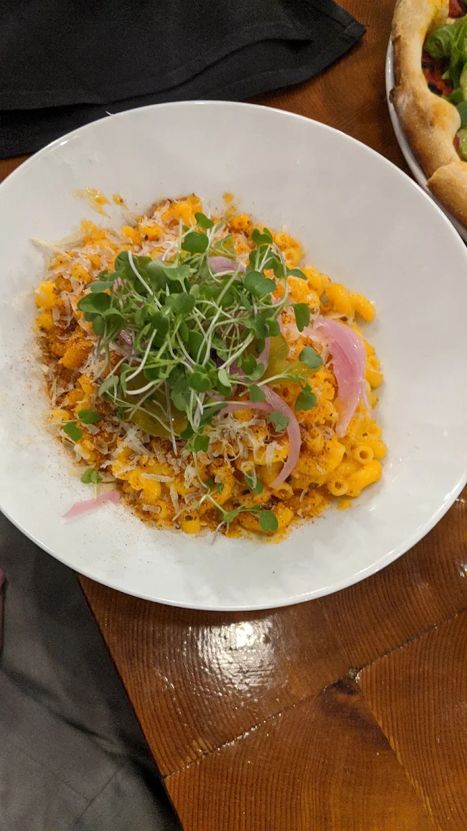 Mac &Cheese