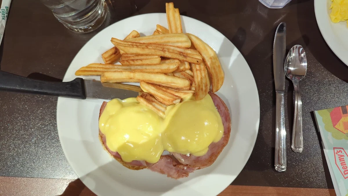 Eggs Benedict