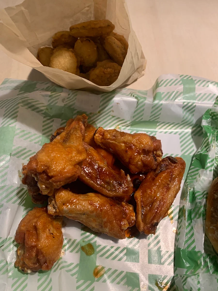 Hot Maple Wings