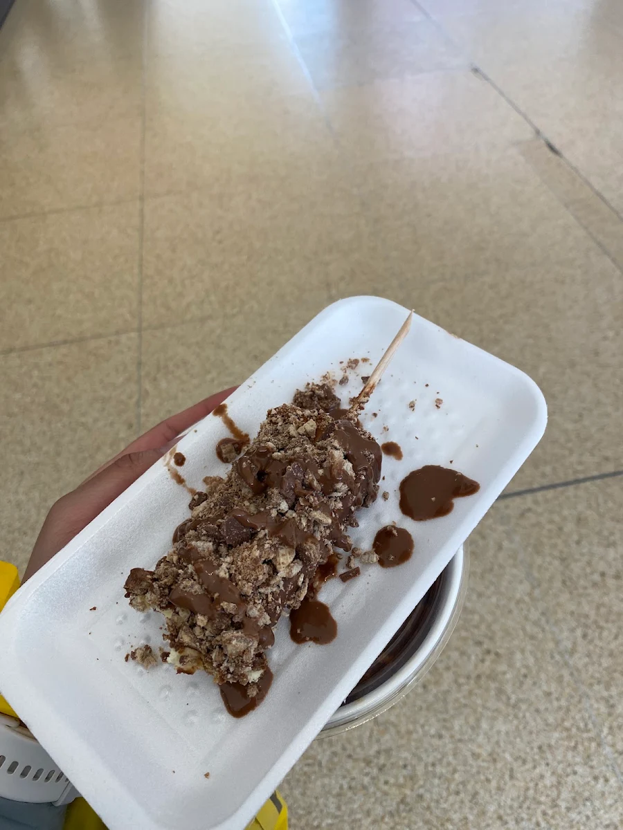 Mini Dutch Pancakes - Milk Chocolate Wafer Hazelnut and White Chocolate