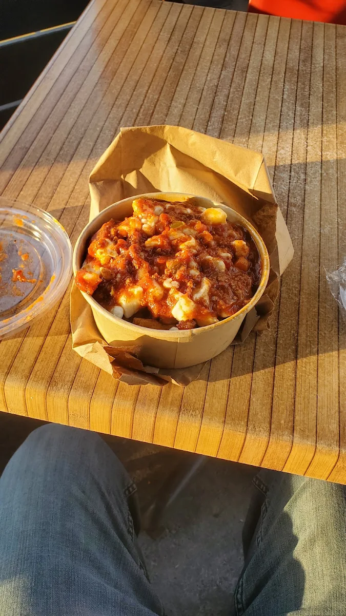 Pour Une Petite Poutine