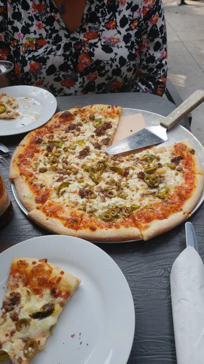 Spicy Meatball Pizza