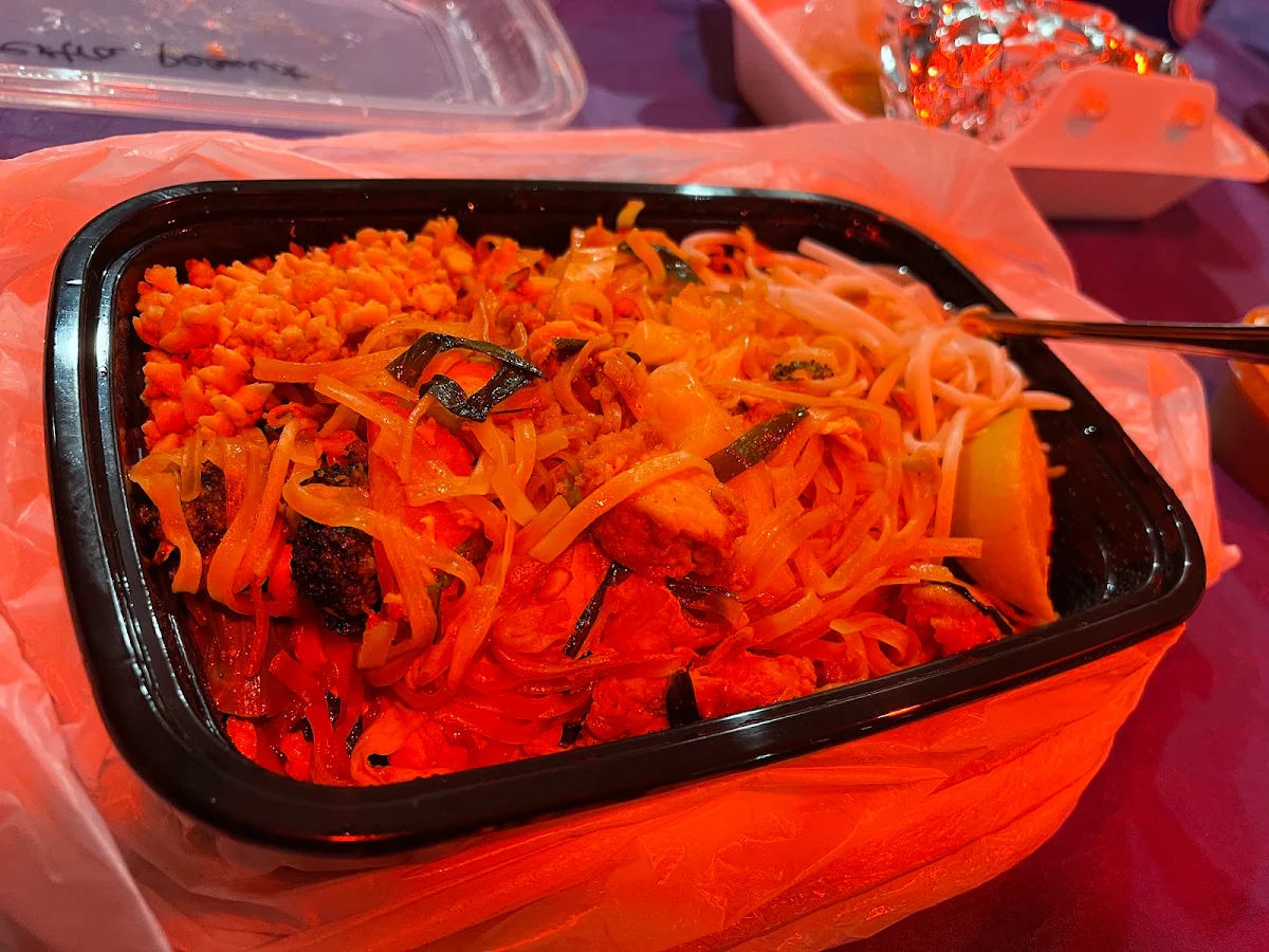 Chicken Pad Thai