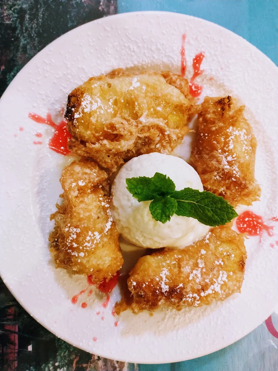 Deep Fried Banana with Ice Cream