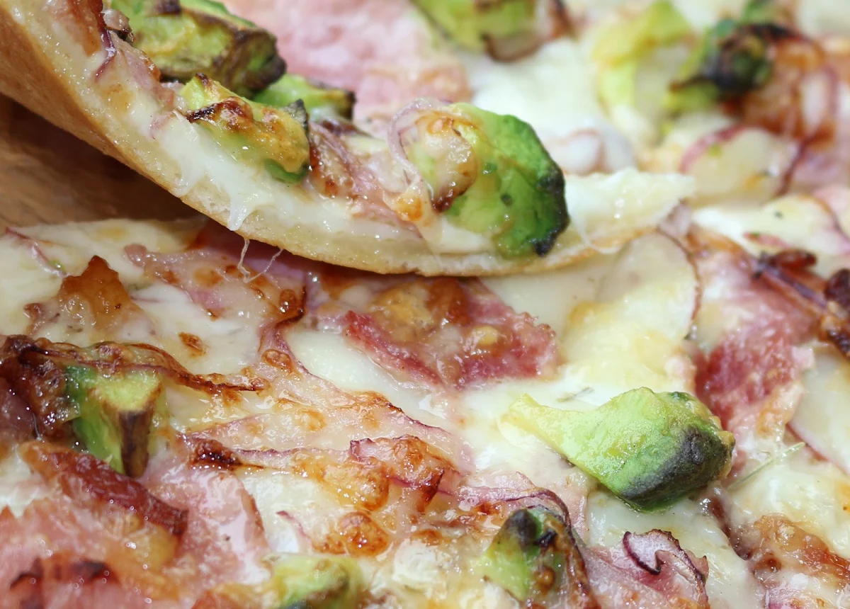 Pizza, K Okay Café & Roasters