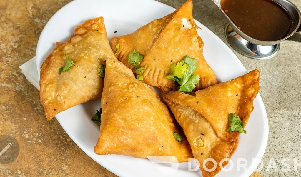 Vegetable Samosa 1pc