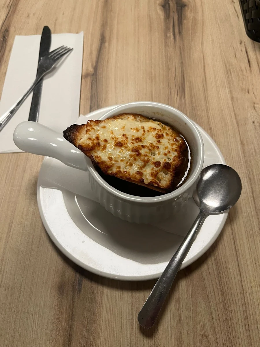 Soupe Gratinée À l'oignon
