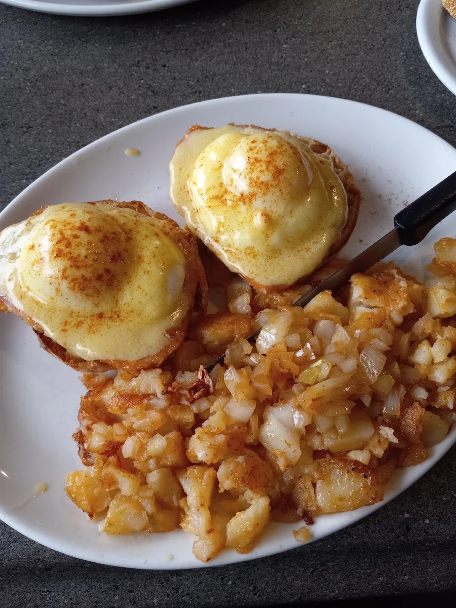 Eggs Benedict Ferrell's Way