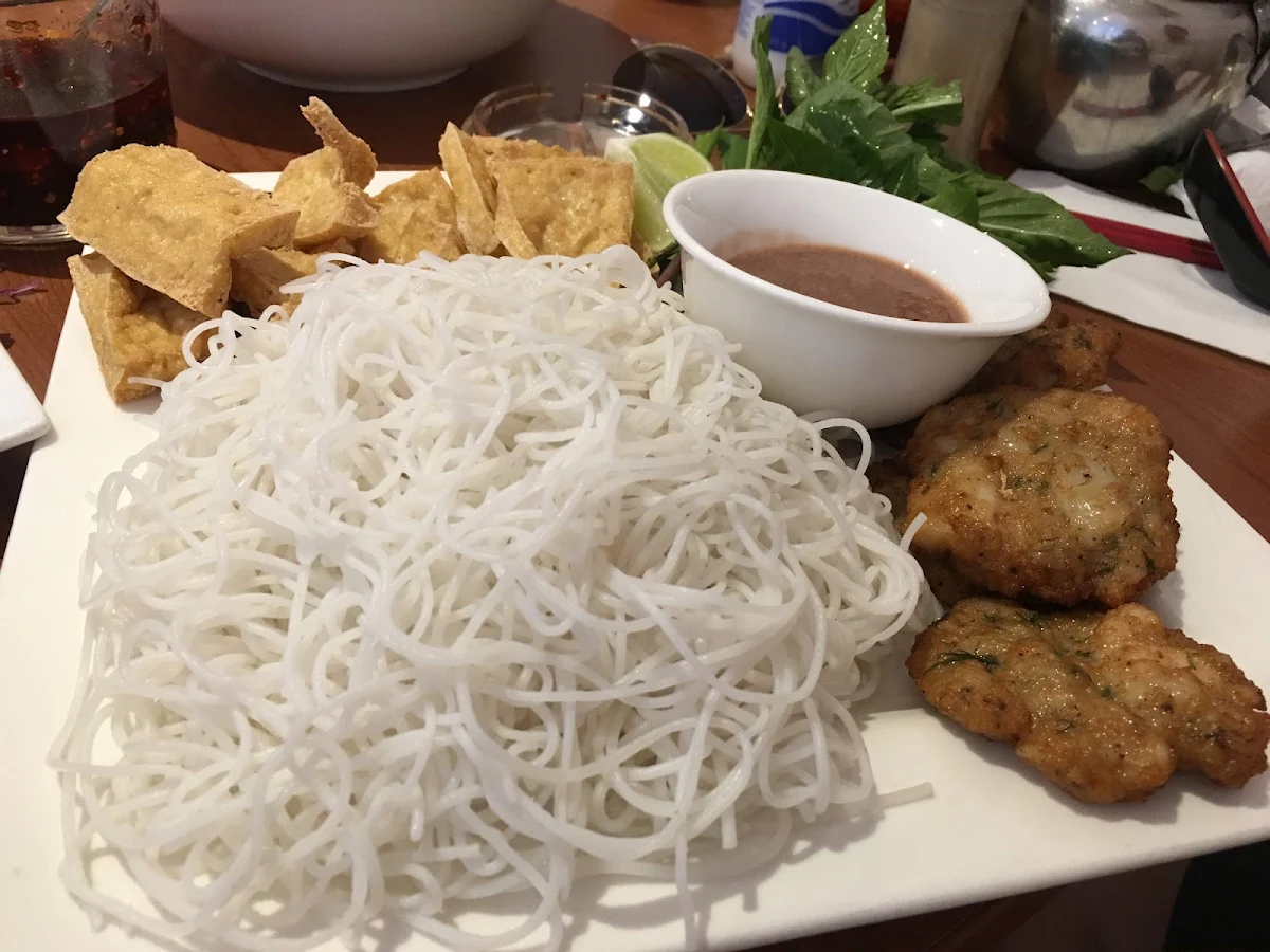 Highlights, Pho Ngoc Tuan