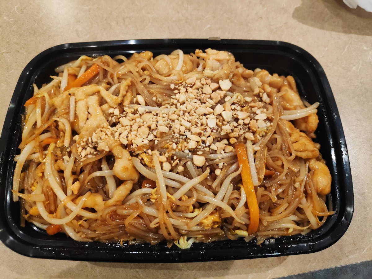 Chicken Pad Thai