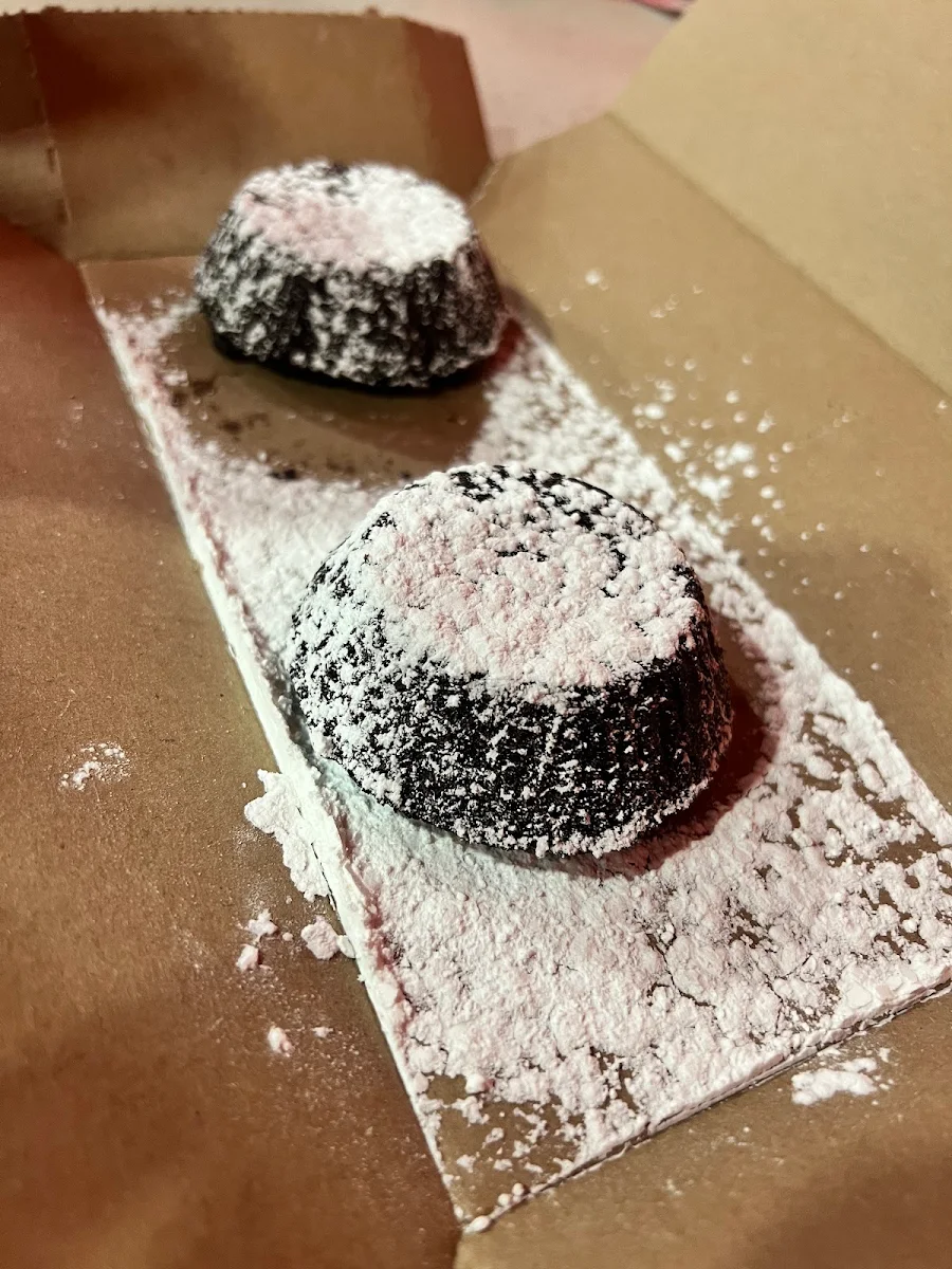 Gâteau Au Chocolat Fondant Chocolate Lava Crunch Cake