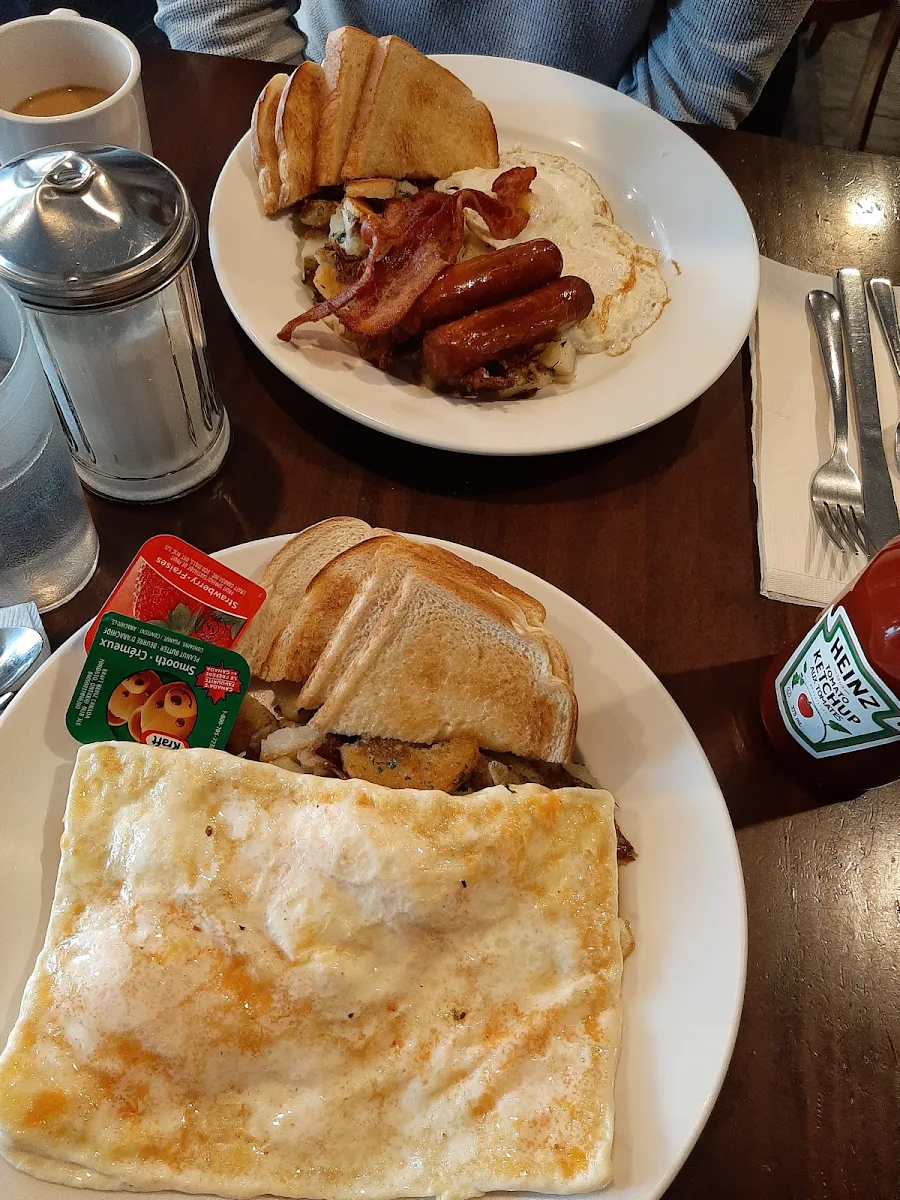 3 Cheese Omelette and the Basic