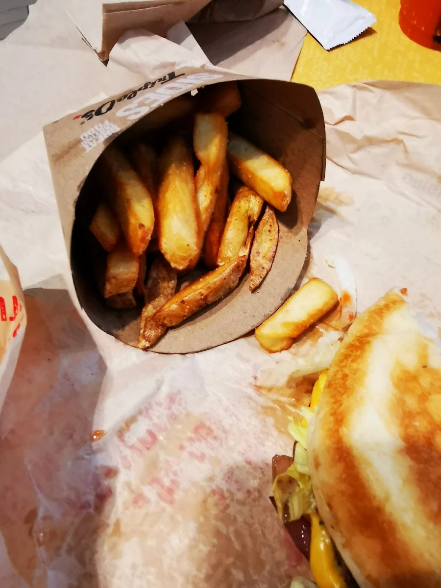 1 2 Order of Fries Should Be a Full Order