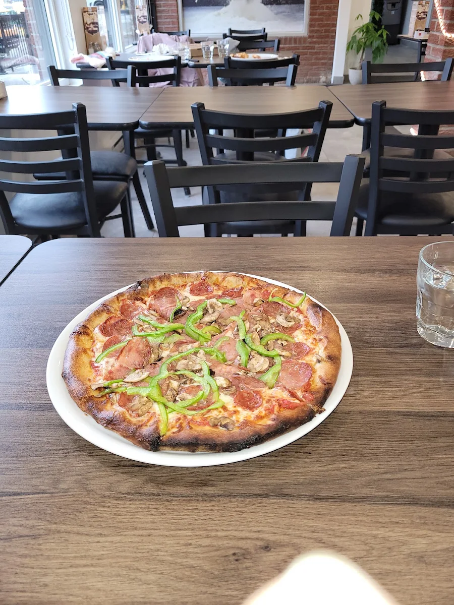 All Dressed Pizza, Ancien Four A Pizza