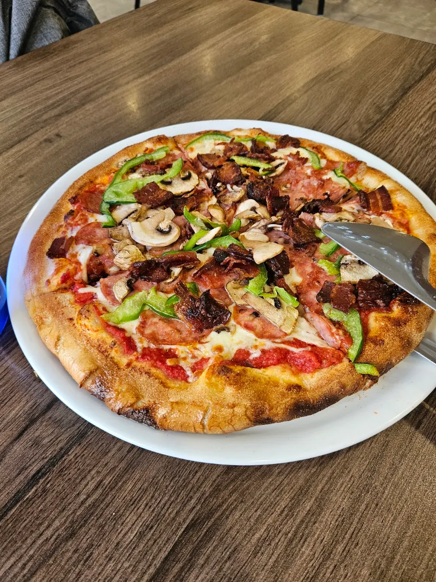Highlights, Ancien Four A Pizza