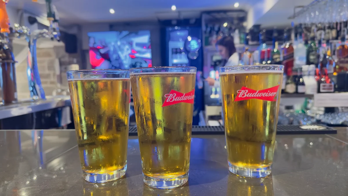 Budweiser, Pub Paré