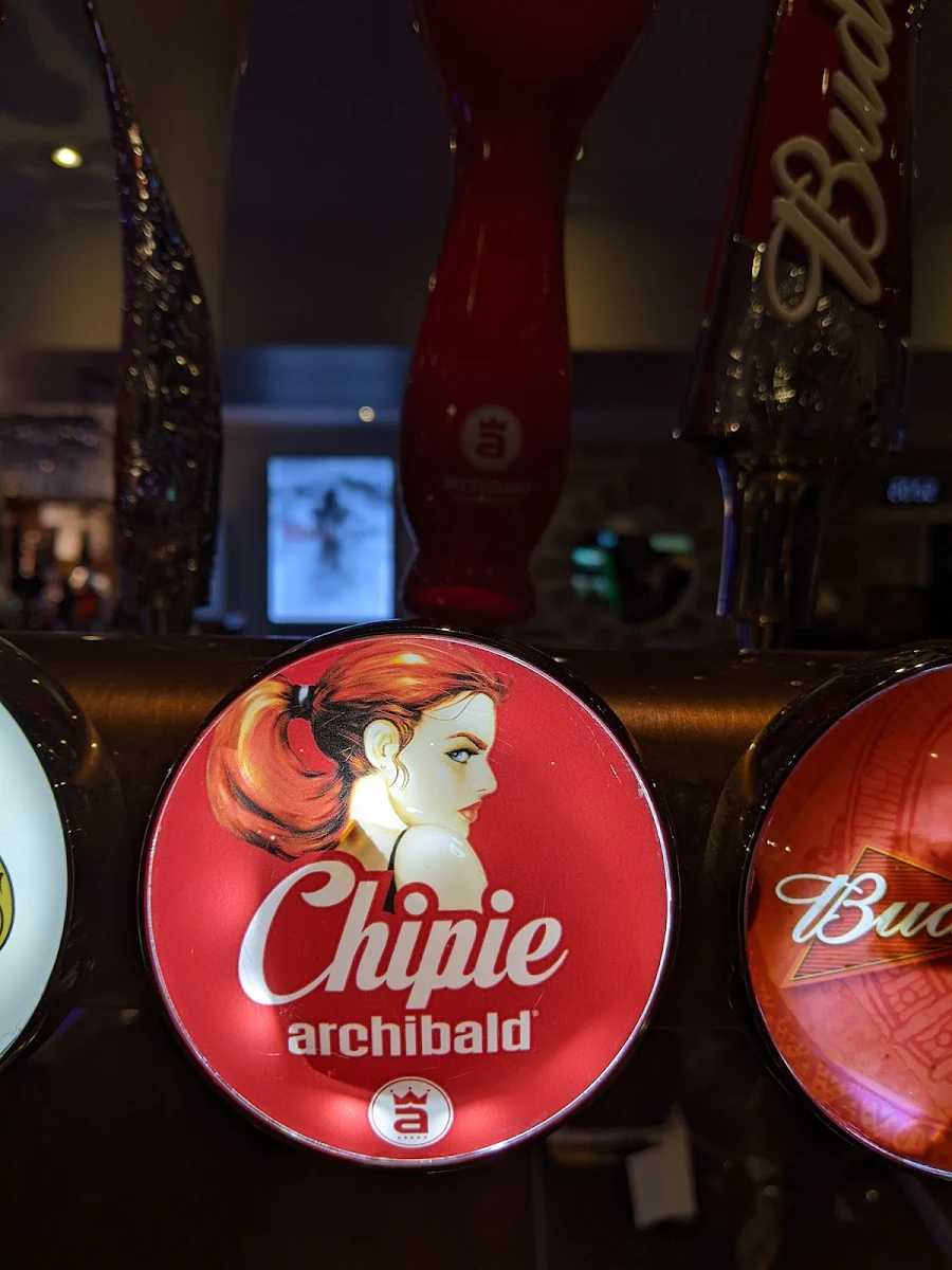 Highlights, Pub Paré