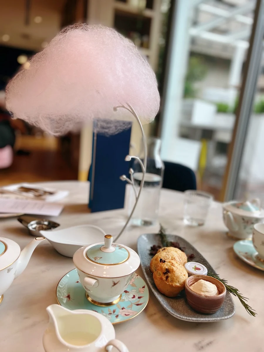 Cotton Candy & Cream Puffs