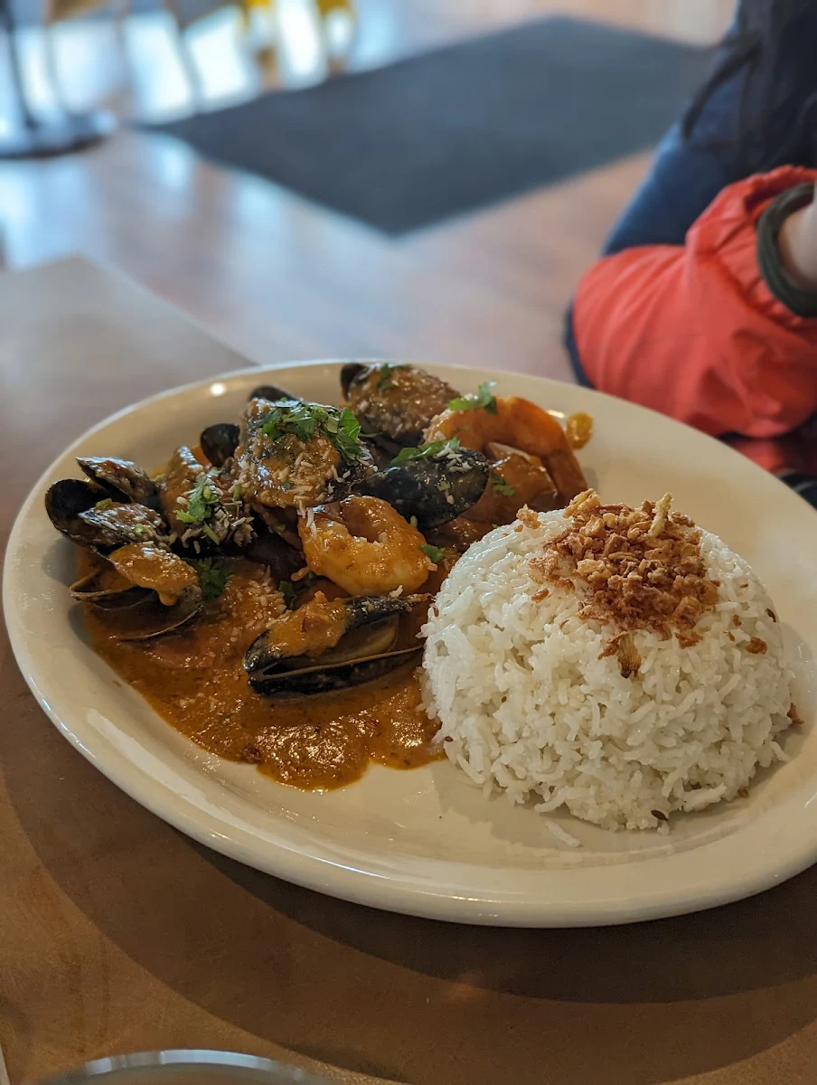 Prawn & Mussel Coconut Curry