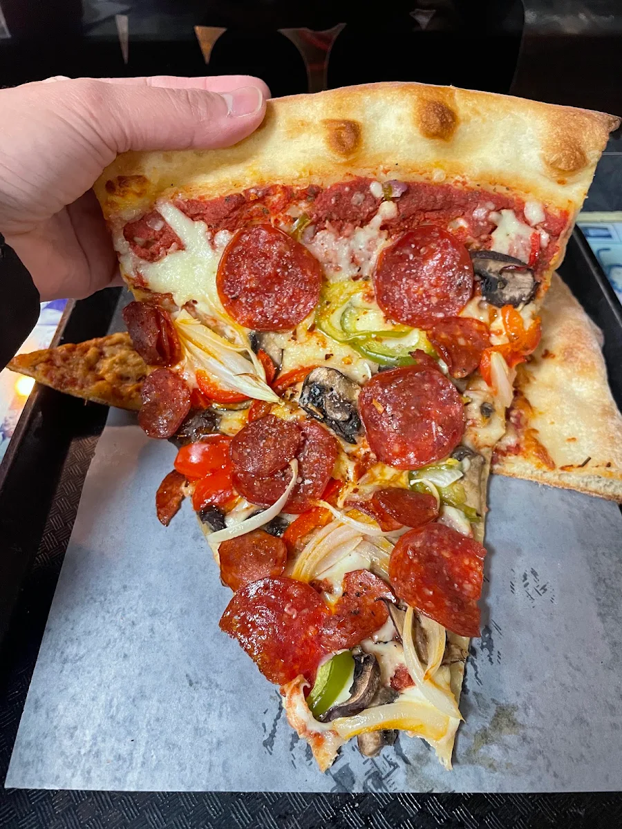 Meat Deluxe Meat Lover Pizza