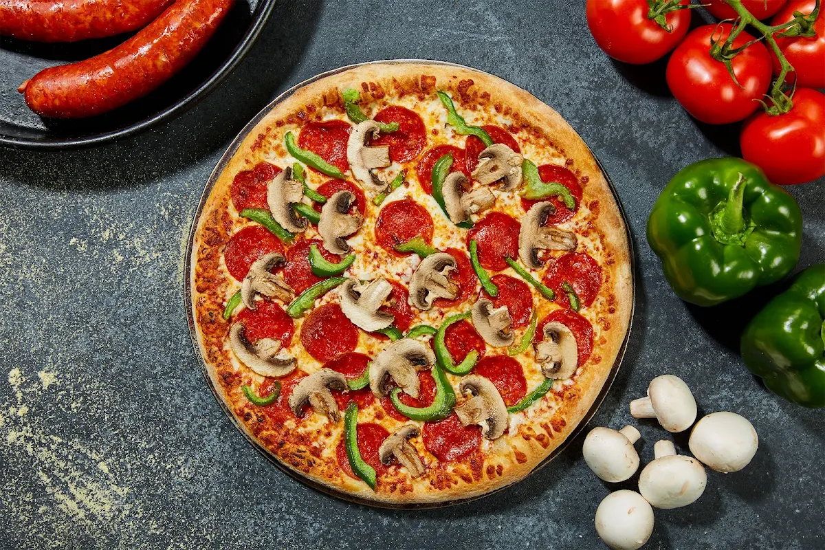 Deluxe Pizza