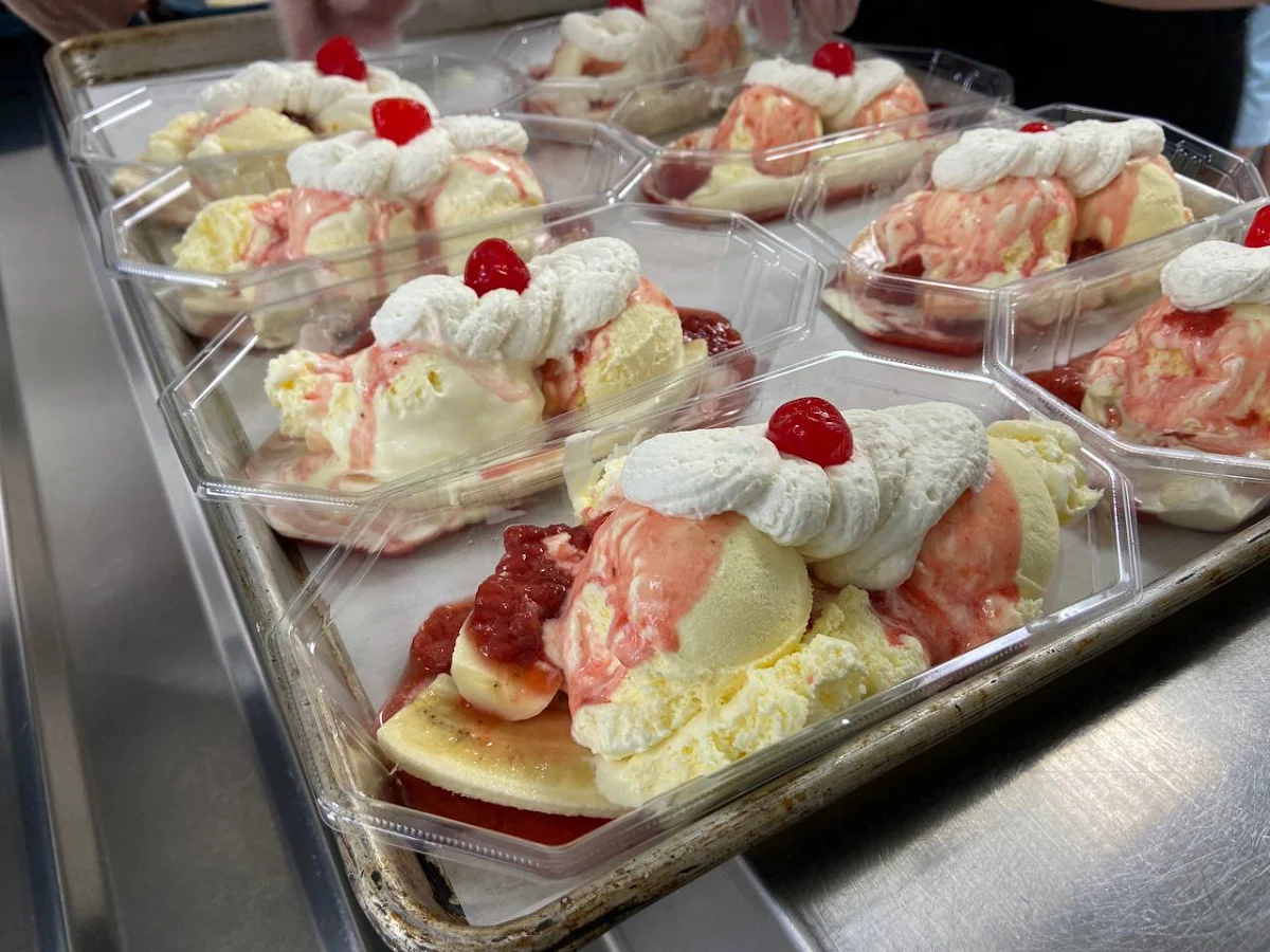 Highlights, Tillie's Cafe