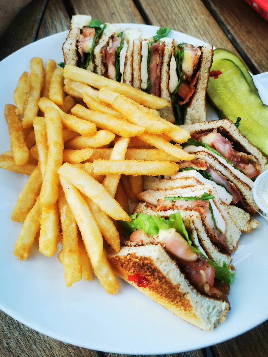 London Club Sandwich