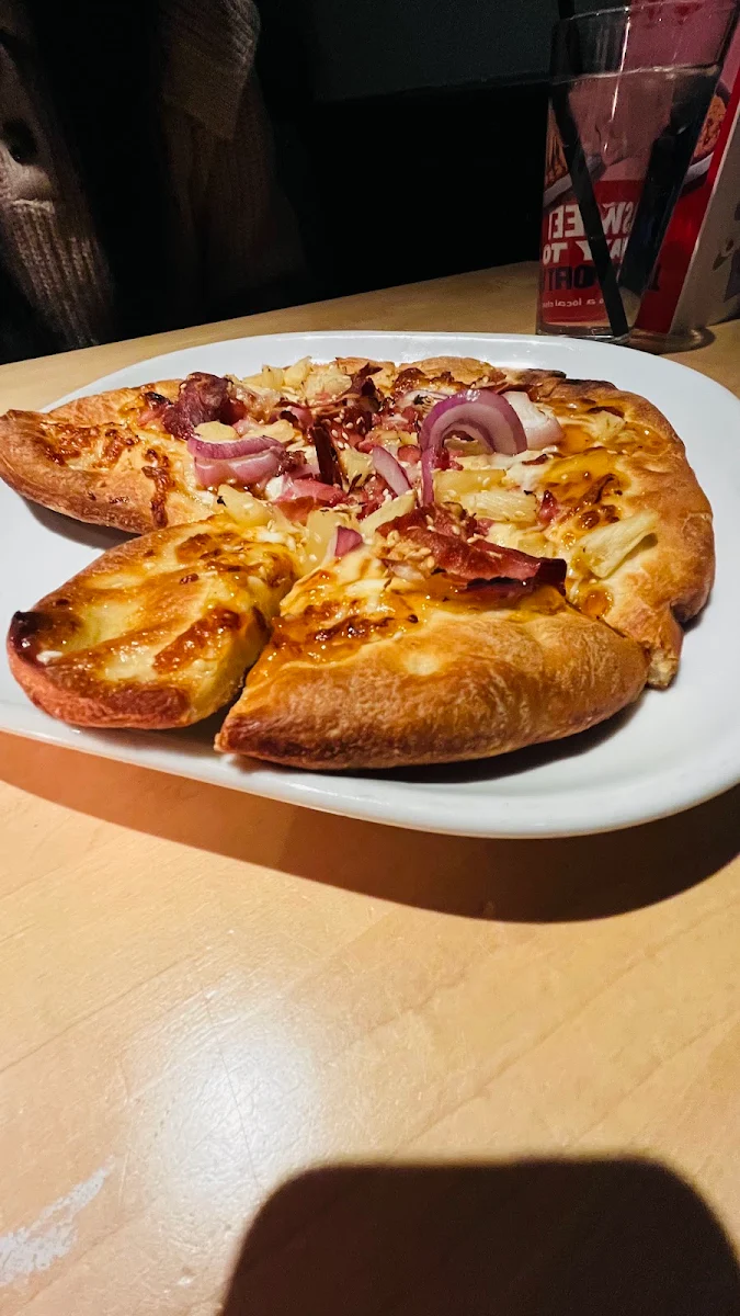 Hawaiian Pizza