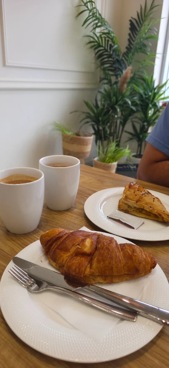 Croissant Pistachio Kunaffa