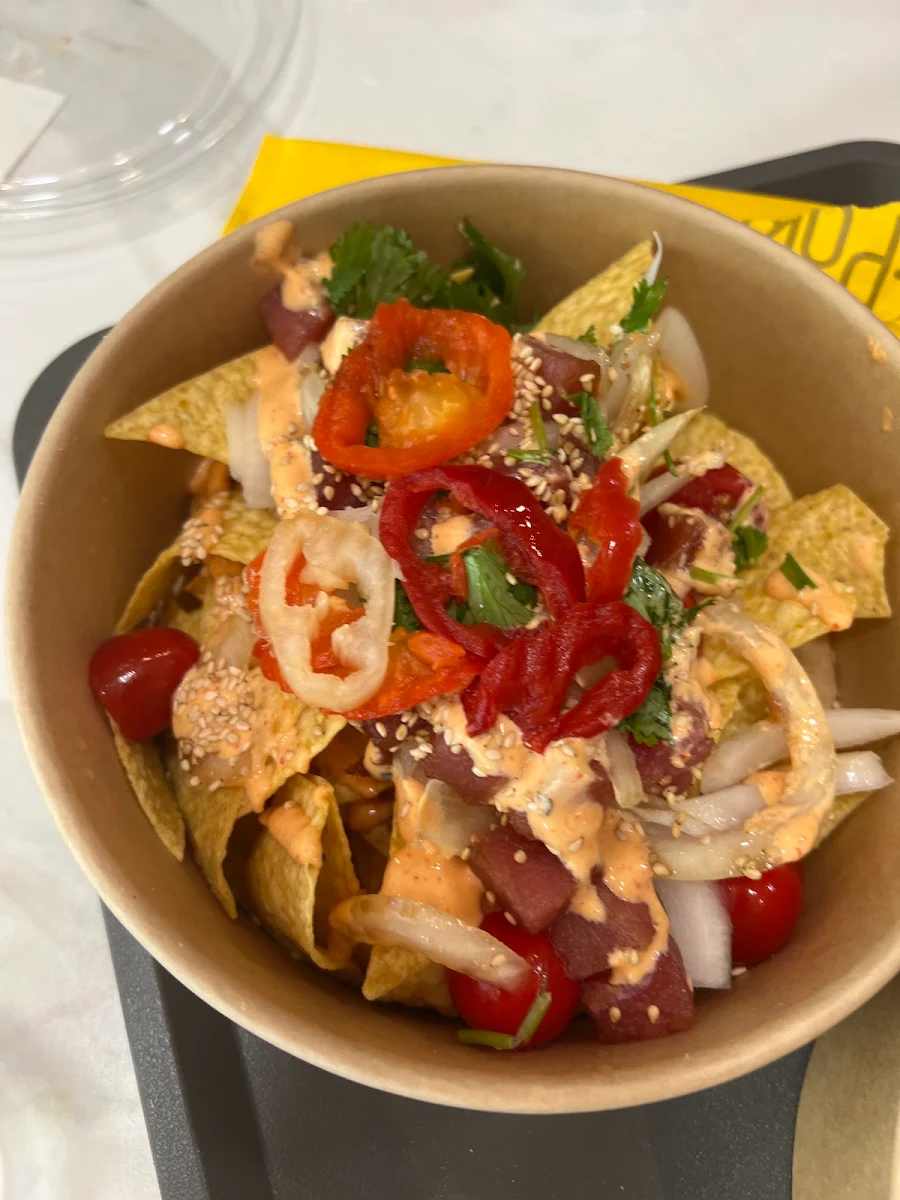 Poke Nachos