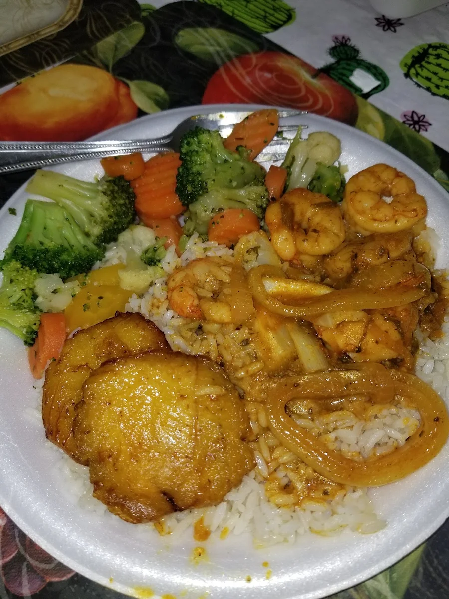 Jasmine Rice with Sauteed Veggies and Onion with Sauteed Shrimp