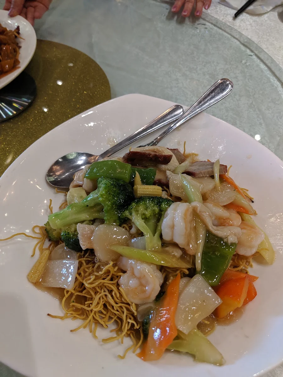 Cantonese Chow Mein