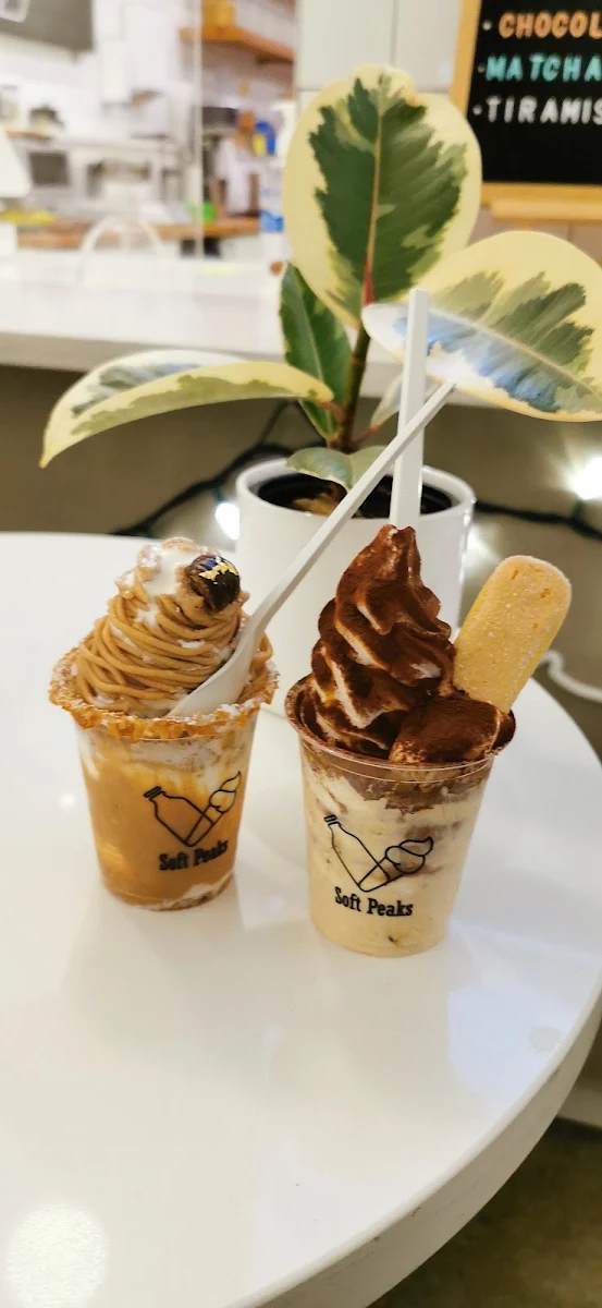 Mont Blanc and Tirimisu