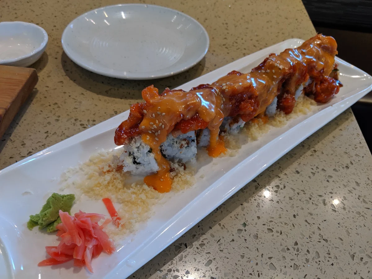 Red Dragon Roll 8 Pieces