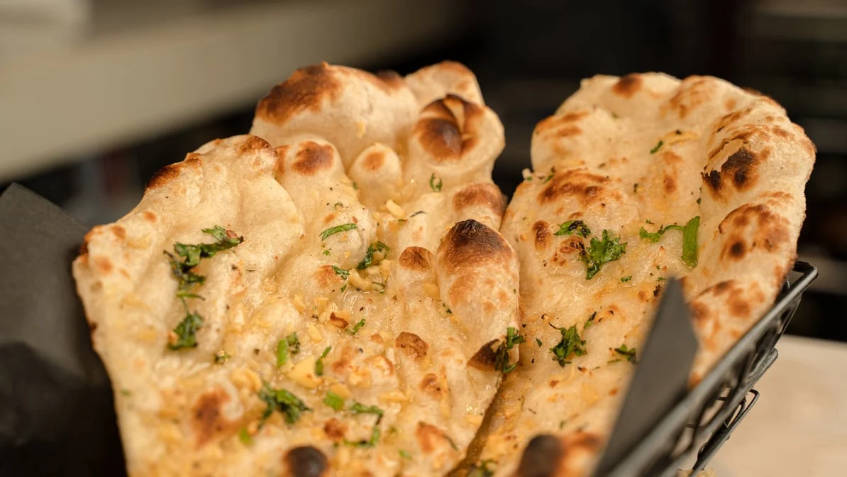 Lacha Paratha Garlic Naan