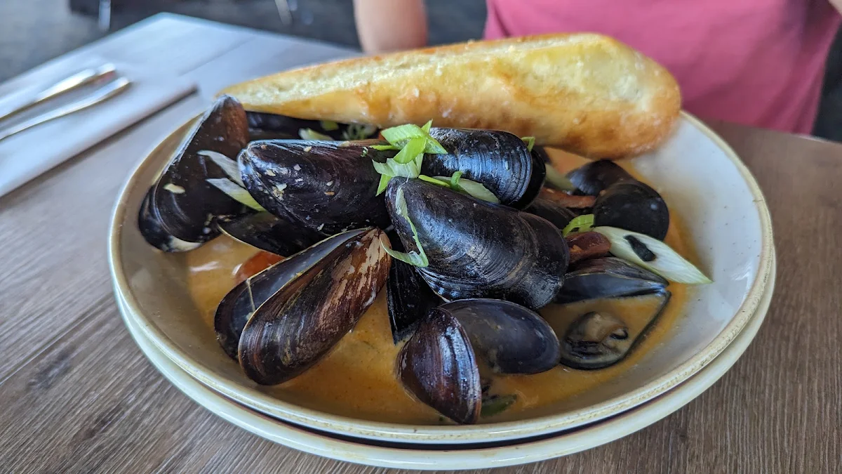 Steamed Mussels