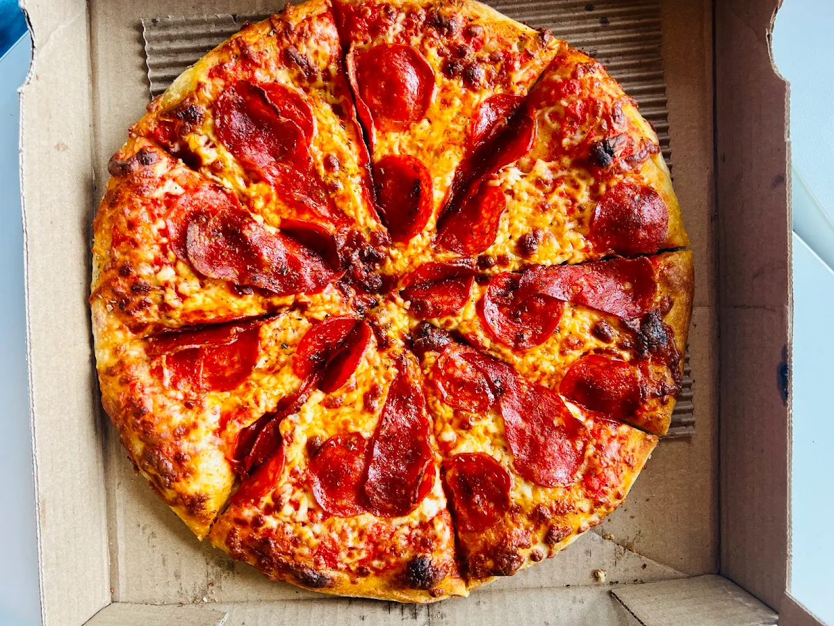 Salami Pizza