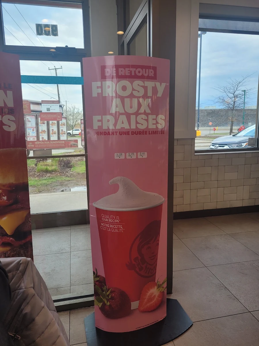Frosty-ccinoᴹᴰ À la Vanille Vanilla Frosty-ccino Cals 220-310