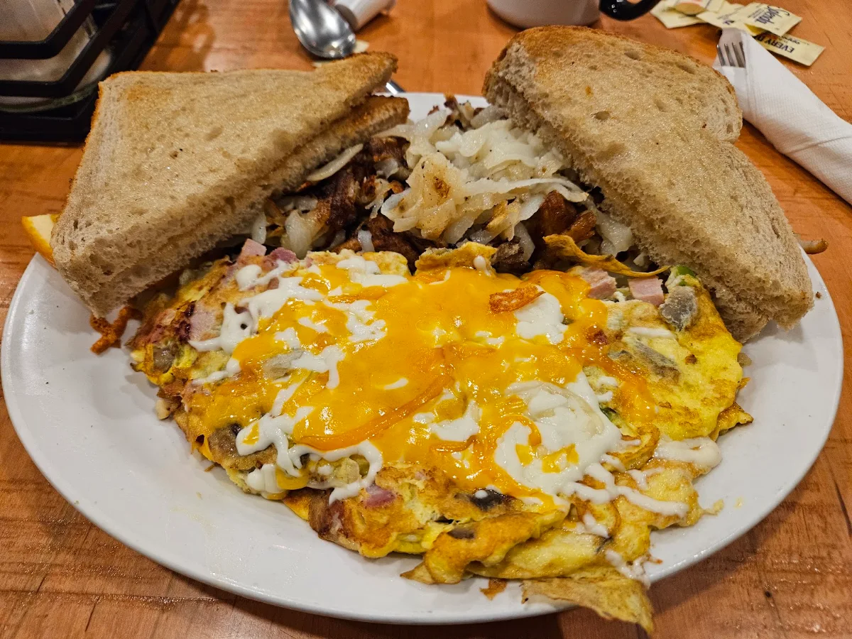 Ham Mushroom and Cheese Omelet