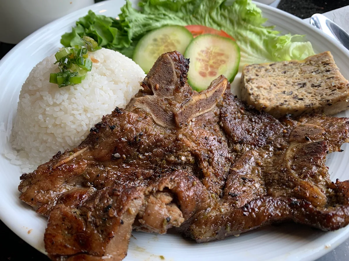 Cơm Sườn Nướng