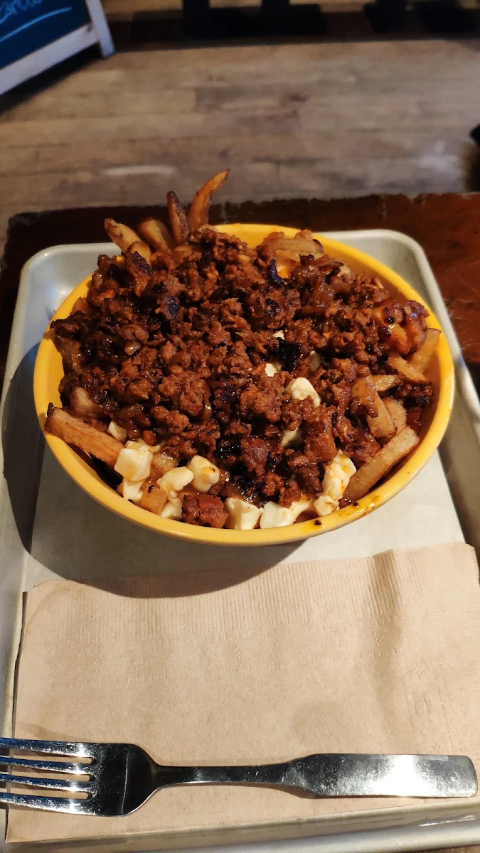 Poutine Merguez