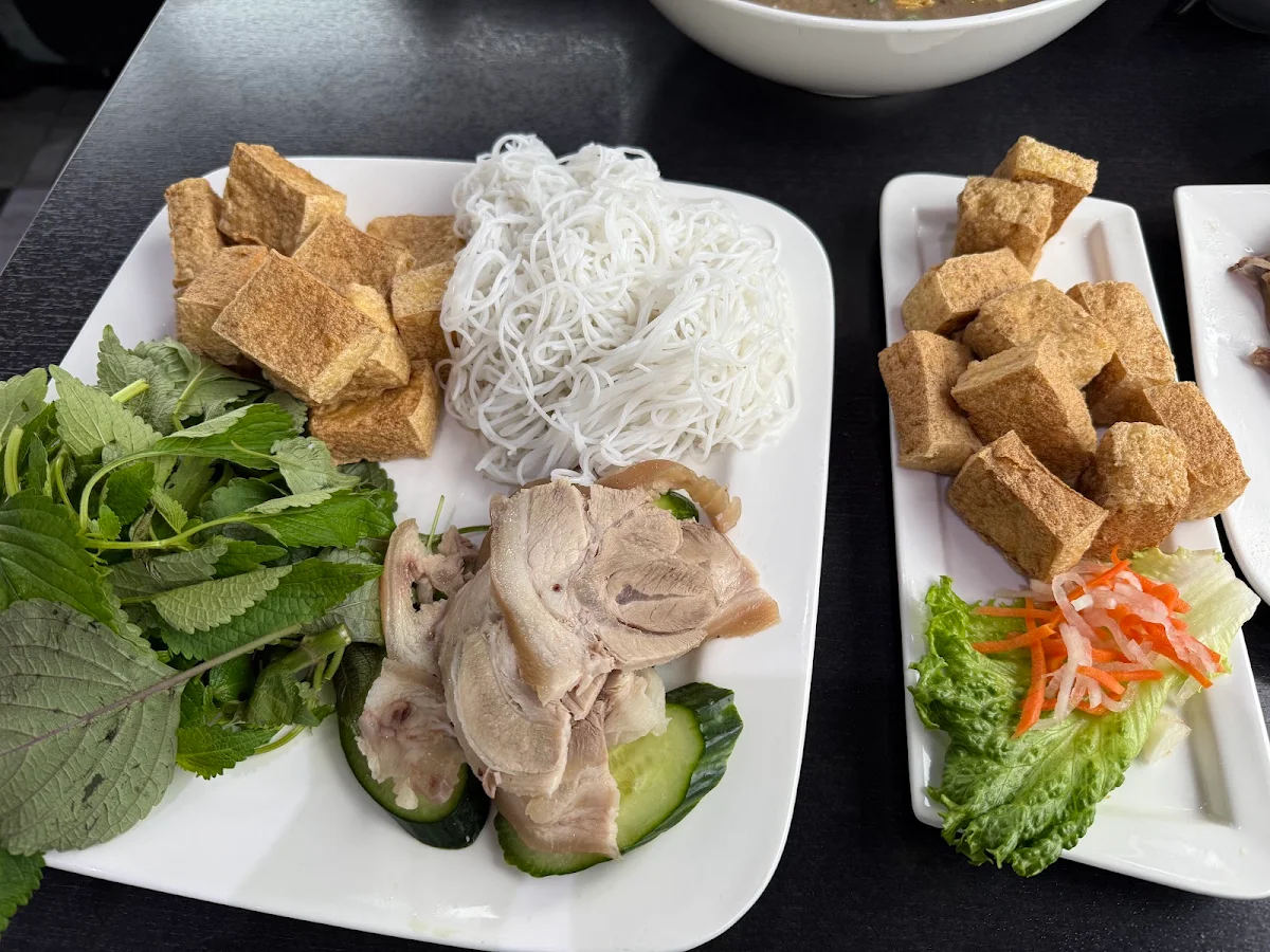 Bun Deep Fried Tofu