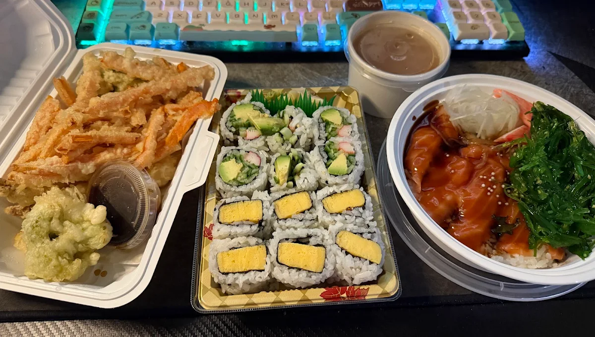 California Roll Tamago Roll