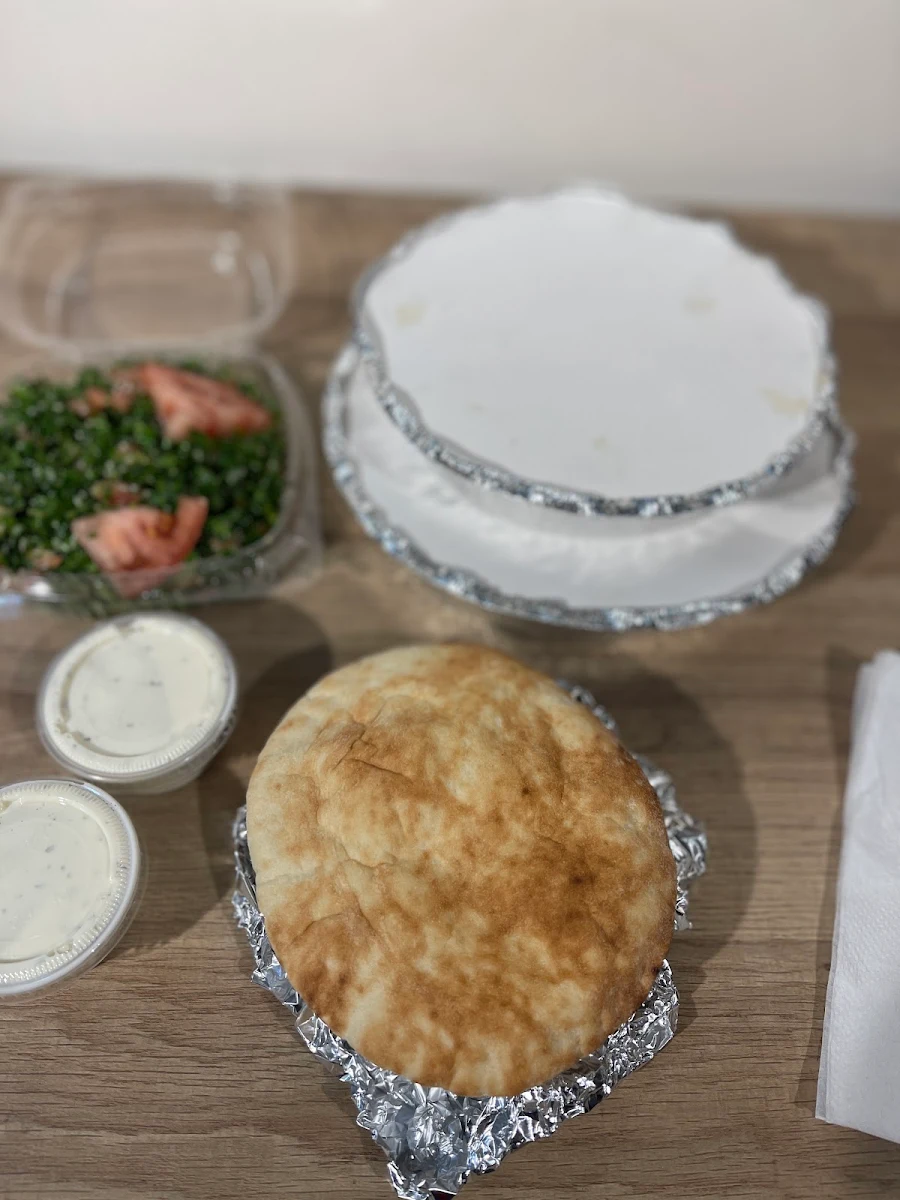 - Montfort Chicken Pita