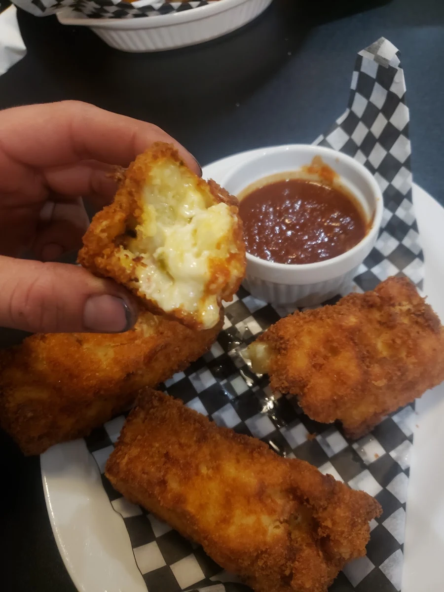Mac and Cheese Croquette