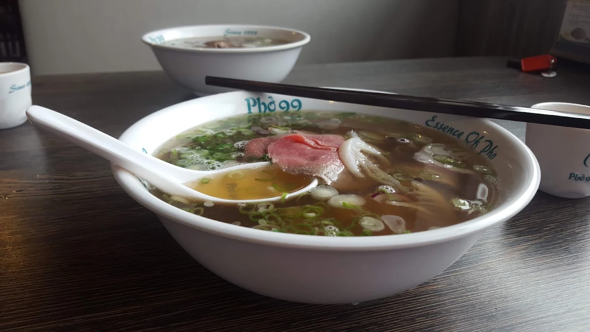 Noodle Soup with Eye Round Steak and Beef Tripe