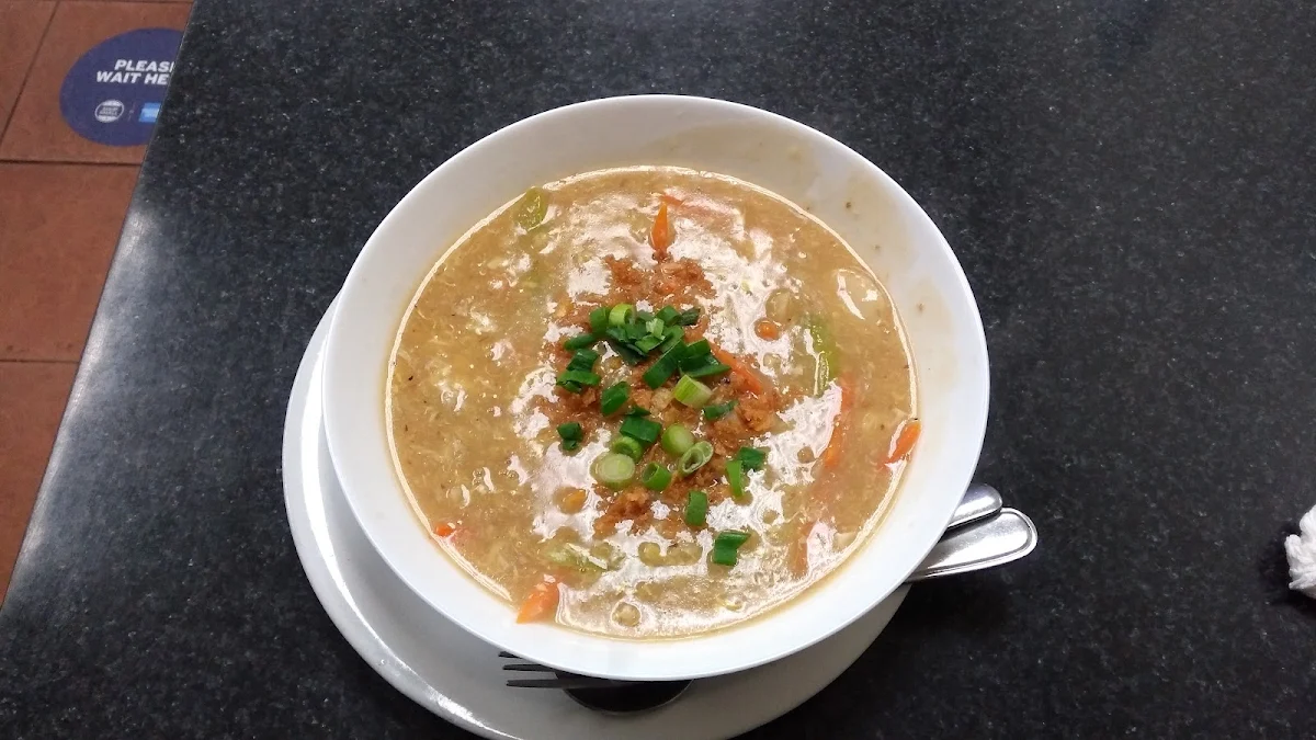 Limo Seafood Egg Noodle Soup