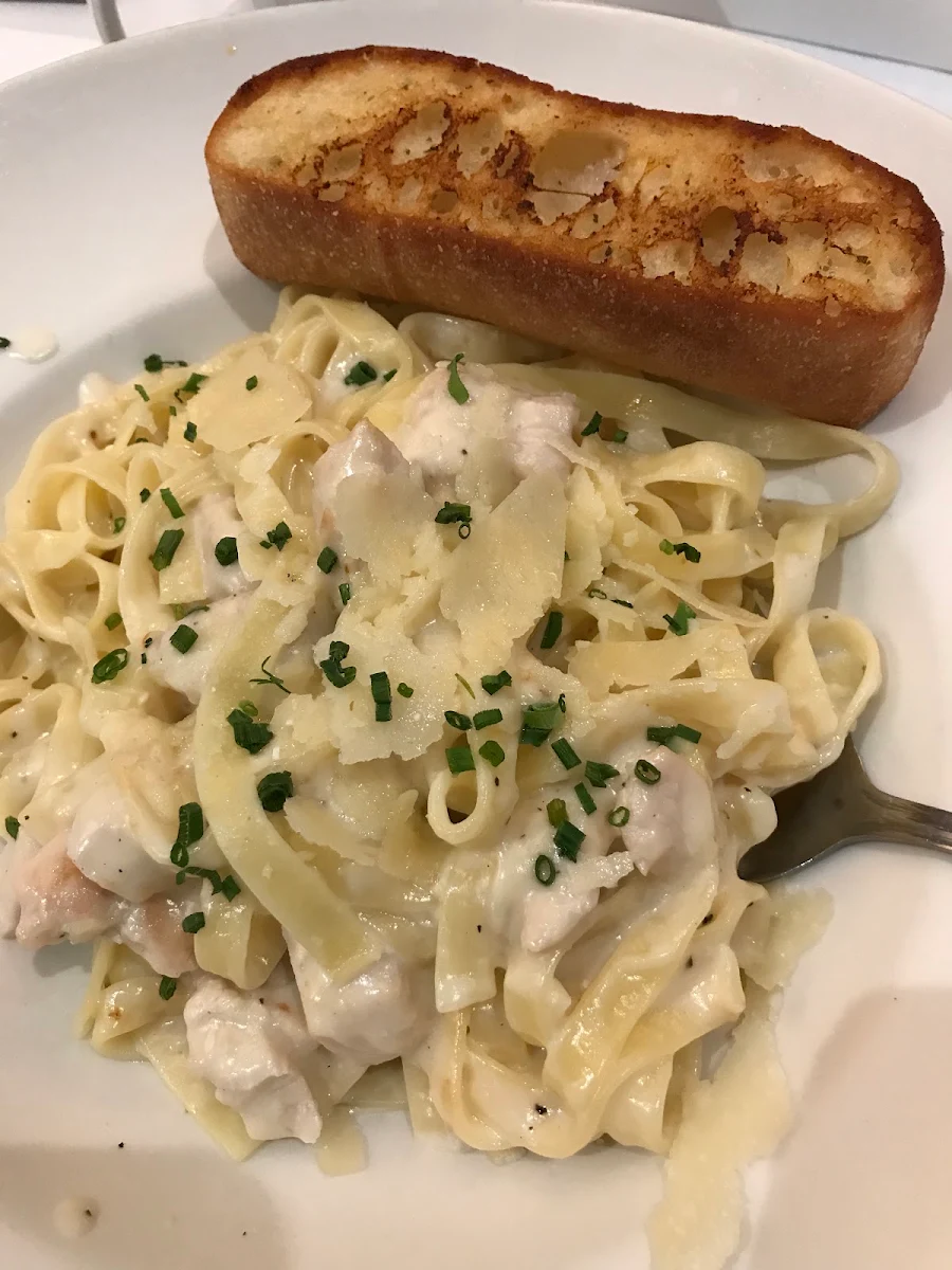 Chicken Fettuccine Alfredo