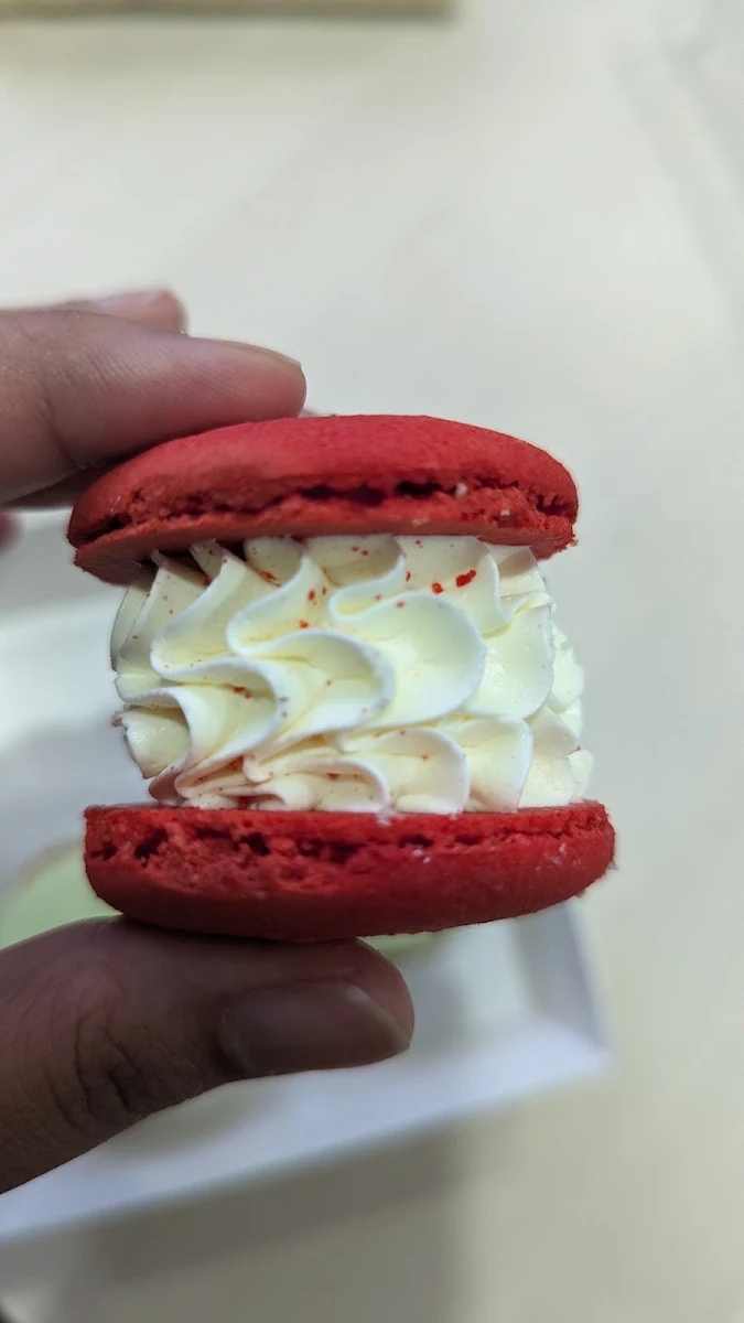 Lychee Macaron